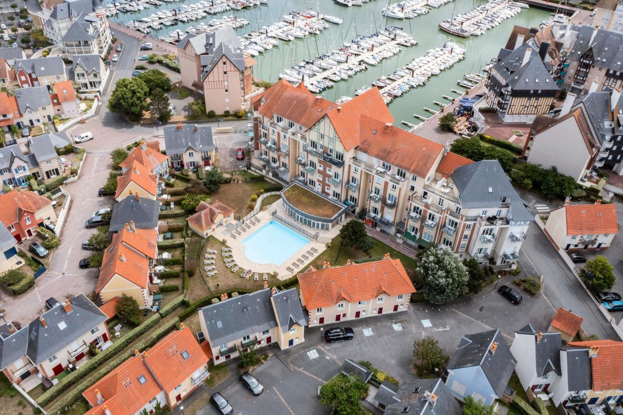 Residence Pierre & Vacances Port Guillaume Див-сюр-Мер Экстерьер фото