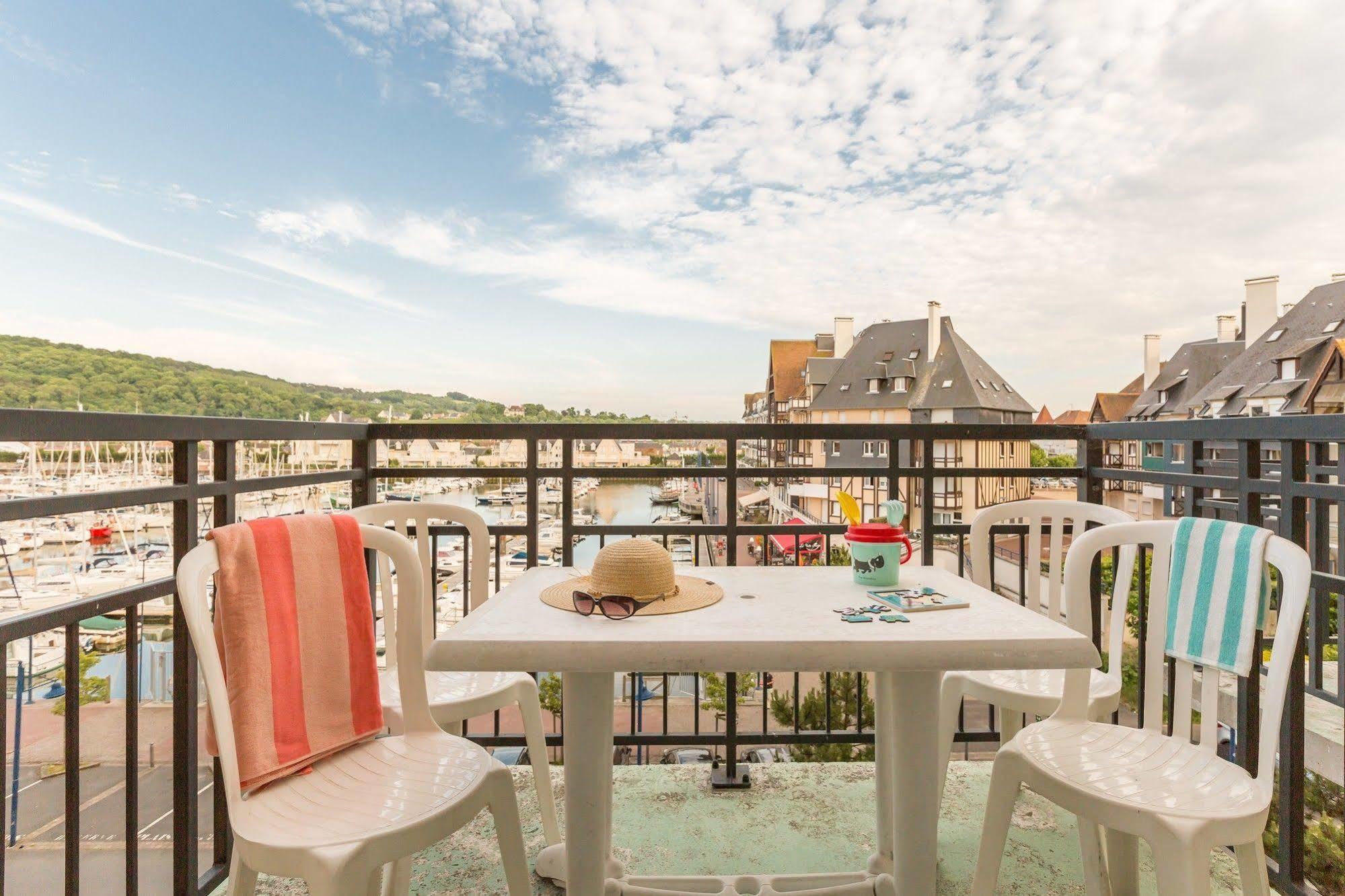 Residence Pierre & Vacances Port Guillaume Див-сюр-Мер Экстерьер фото